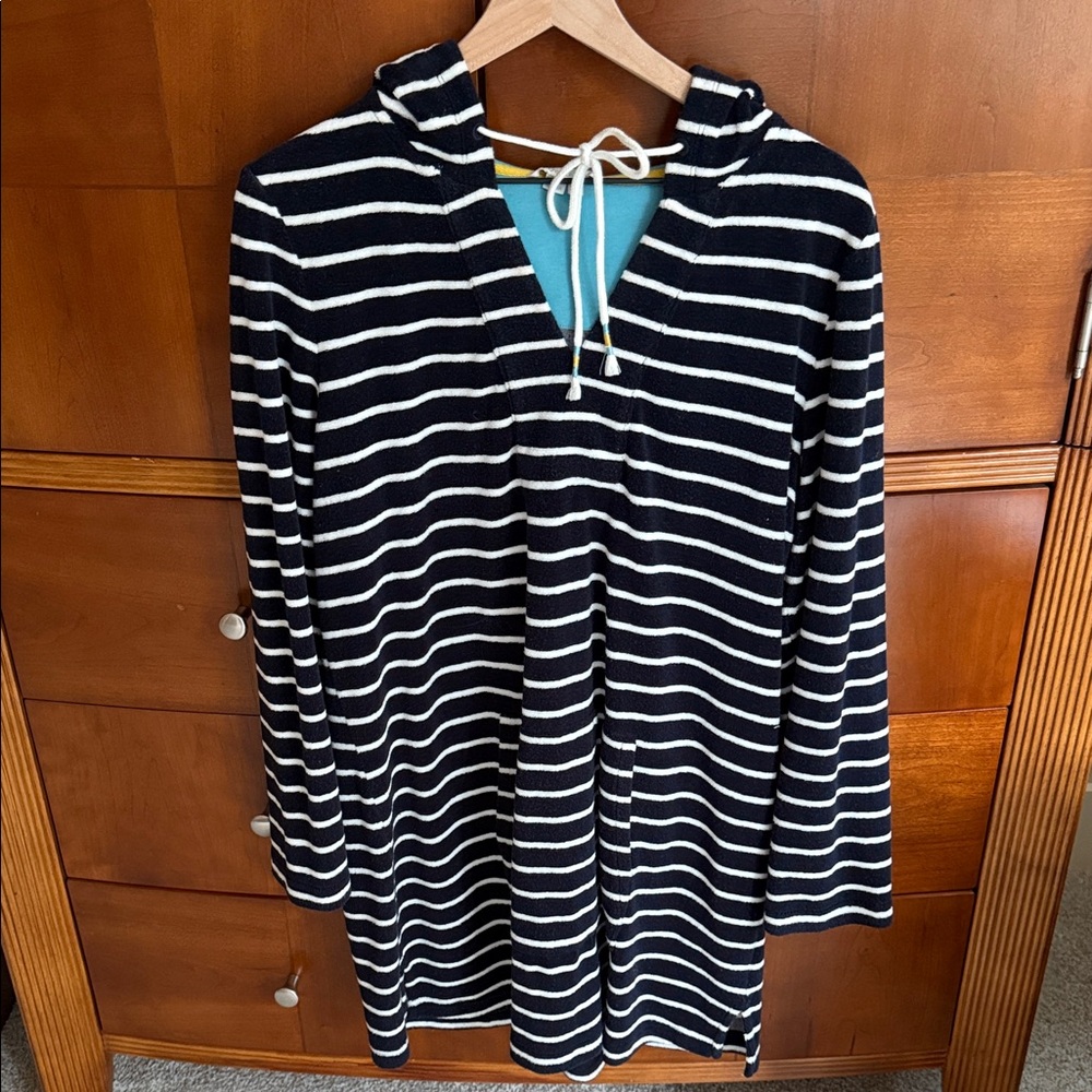EUC Boden Striped Navy and White Hooded Dress